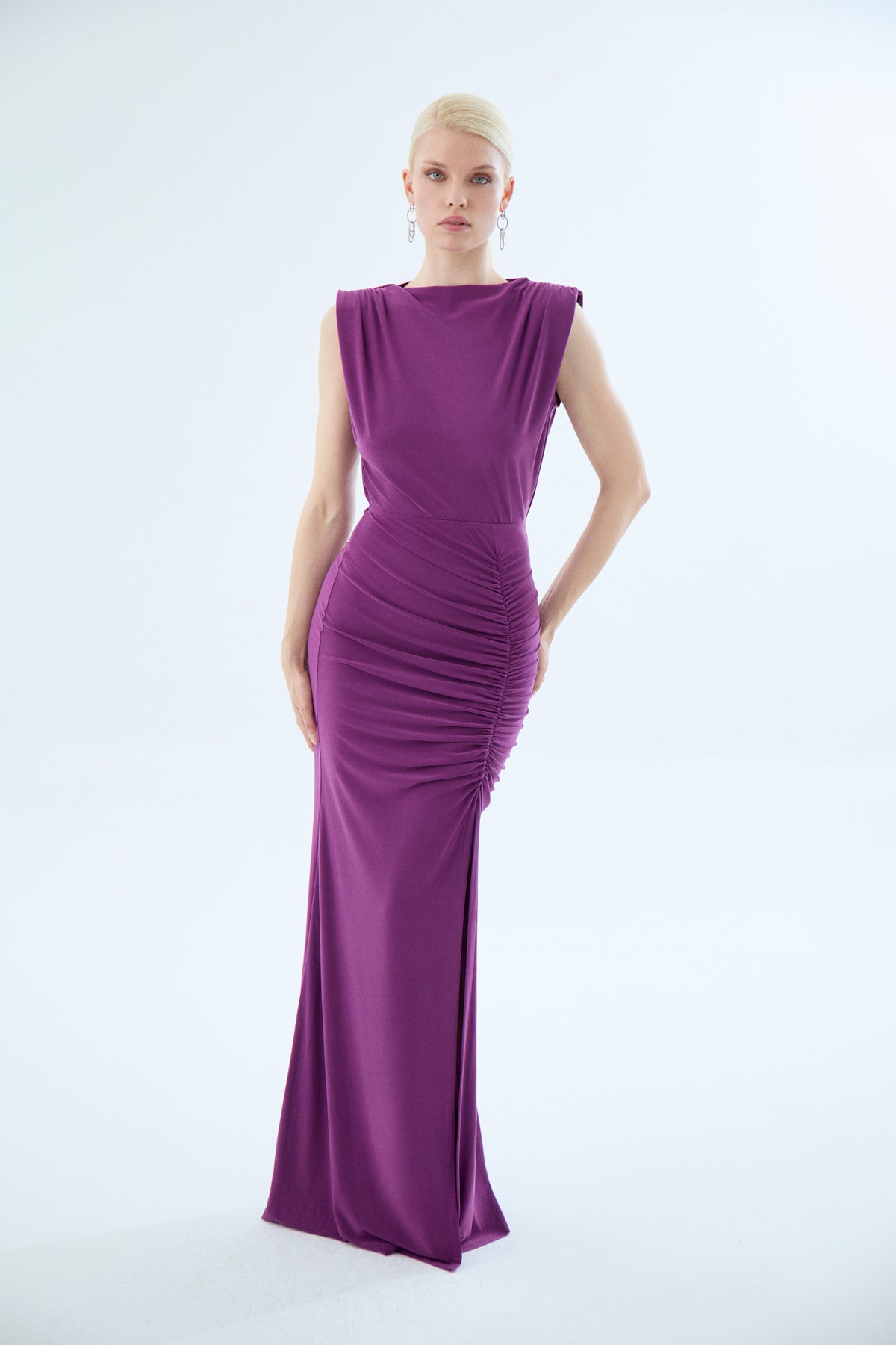 Maxikleid mit Raffungen