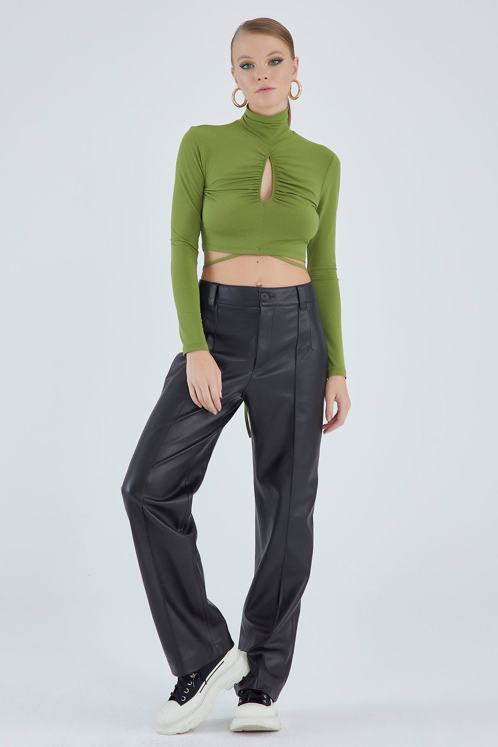 Kurzes Top